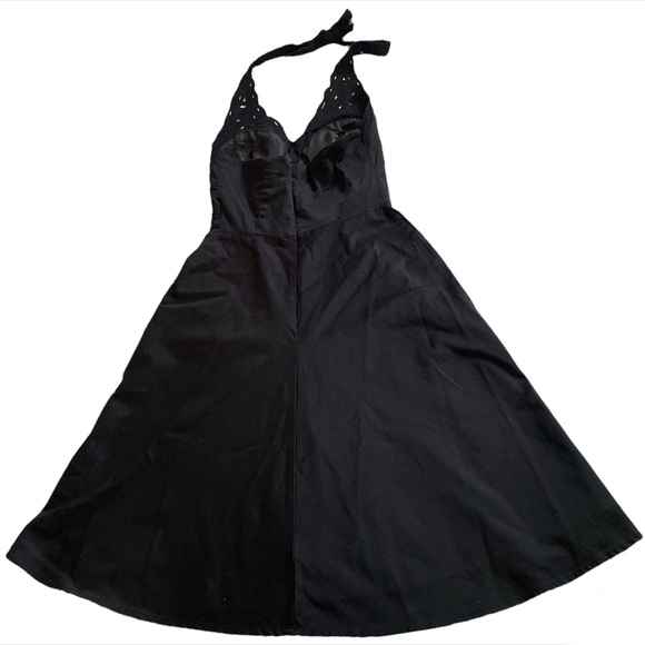 Vintage halter mini dress with eyelet detail - Picture 2 of 10